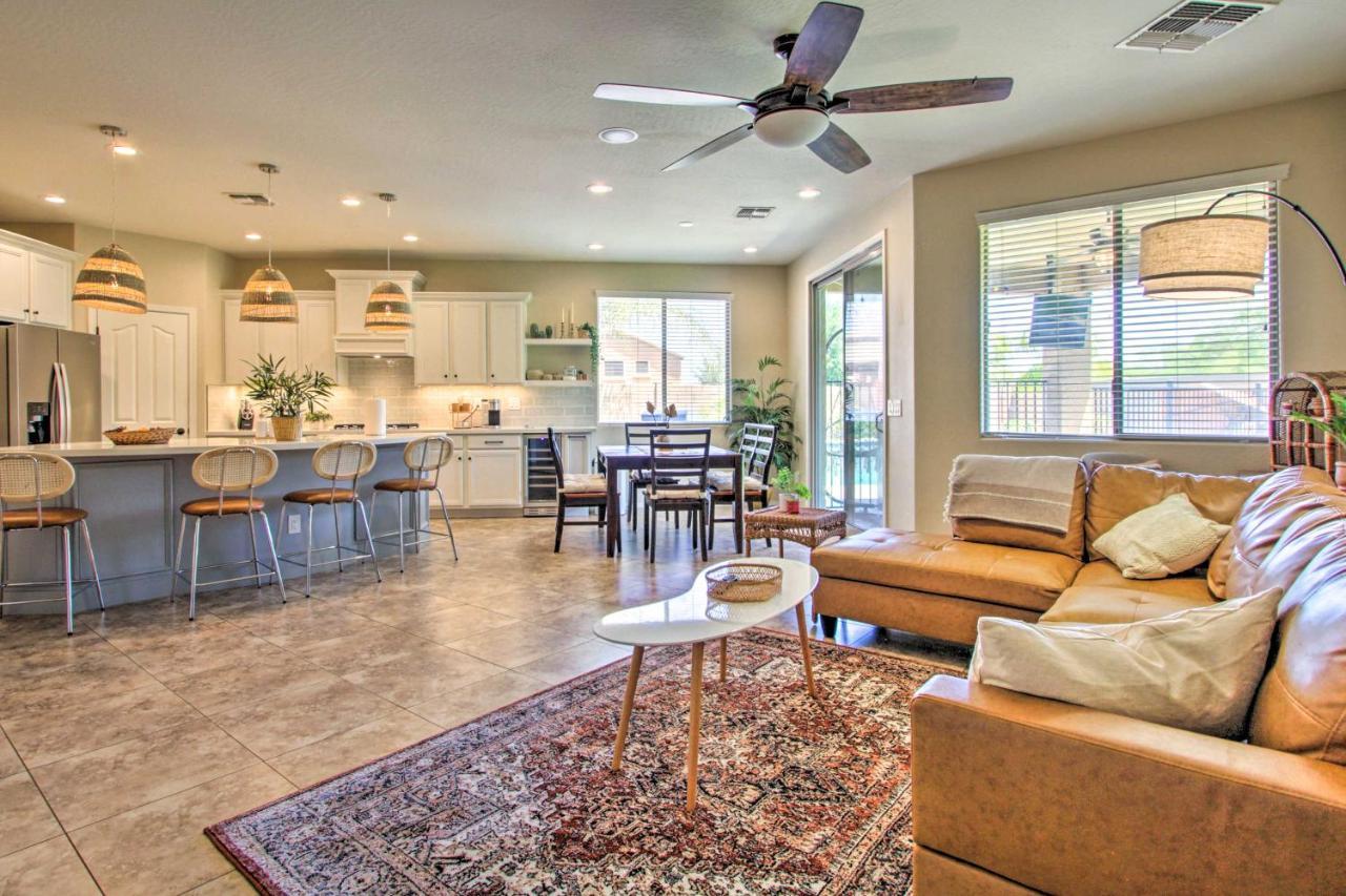 Family-Friendly Goodyear Home With Private Pool Exterior photo